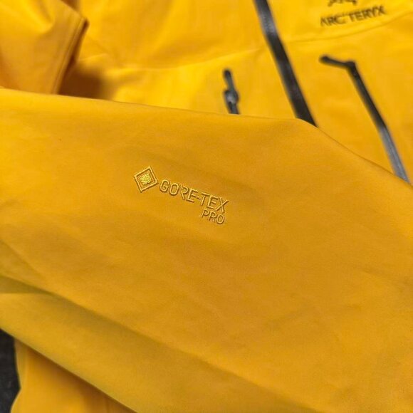 Arc'teryx Yellow Gore-Tex Hooded Jacket, Size M. - Picture 7 of 10